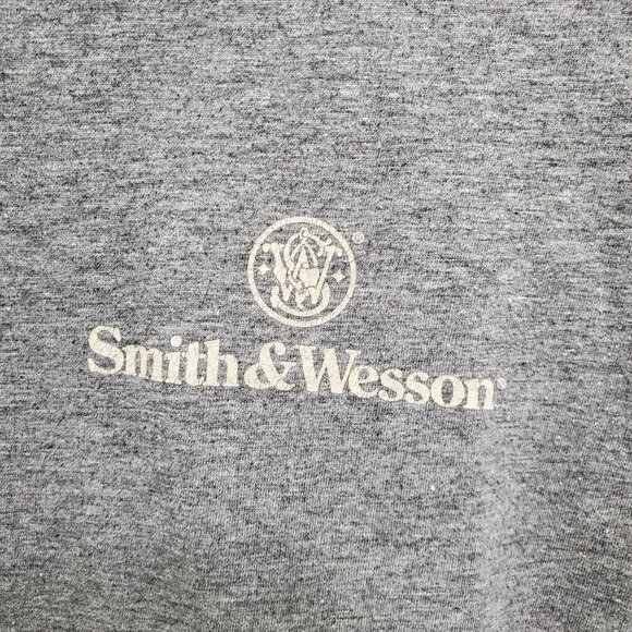 Smith & Wesson Heather Gray Distressed Double Sided Logo Graphic Tee Adult XL - Picture 2 of 5